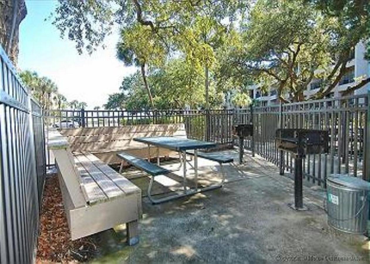הילטון הד איילנד Nothing But Ocean In Forest Beach מראה חיצוני תמונה